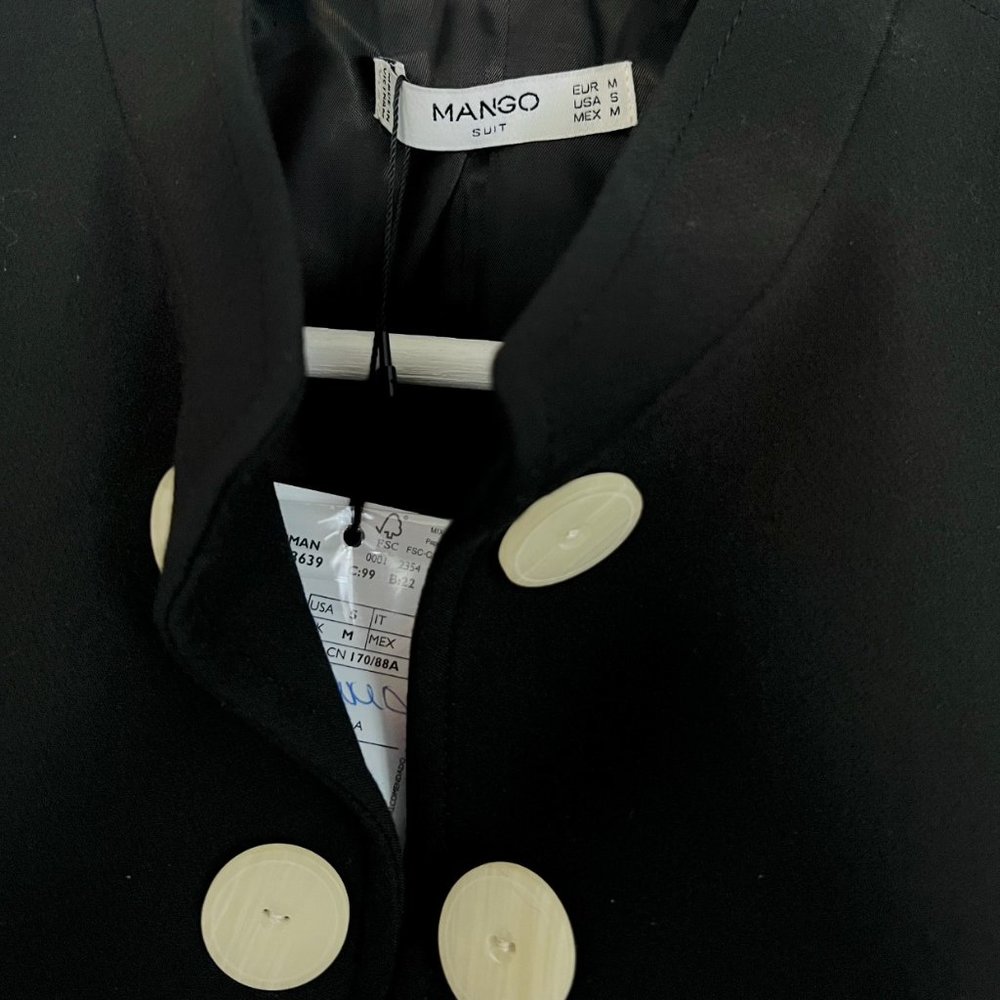Mango Cropped Buttoned Black Jacket
